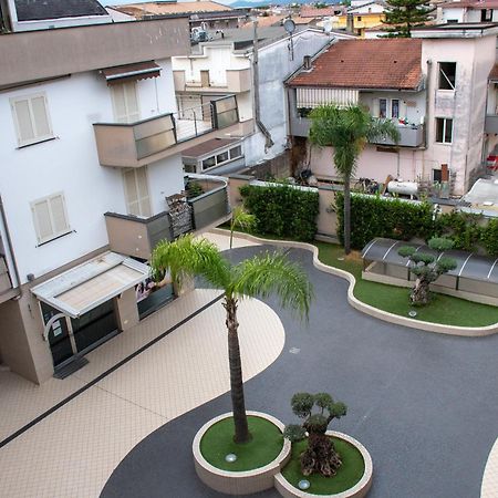 Casa Vacanza Lareggia Con Garage San Prisco Exterior foto